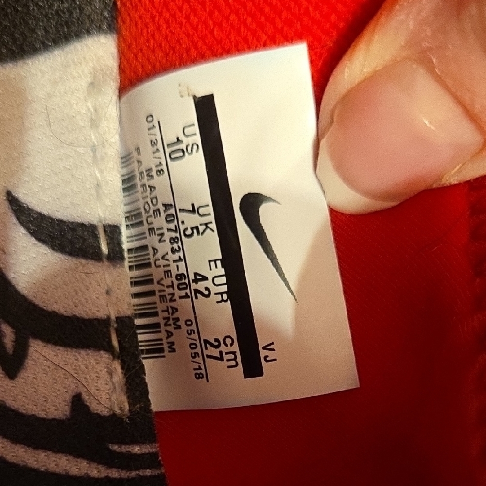 Nike Bright Red Running Shoes - Picture 6 of 8